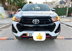 تويوتا هايلوكس